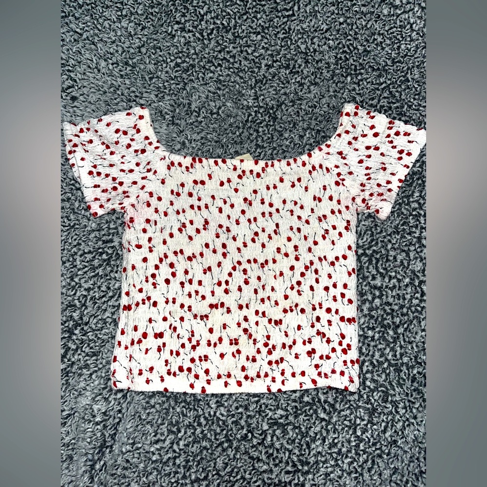 Cherry Crop Top 🍒